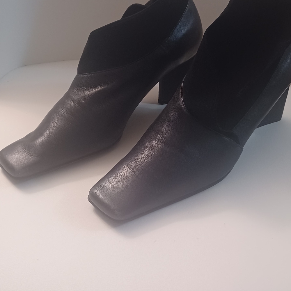 Moda Spana Elegant Black Heeled Boots